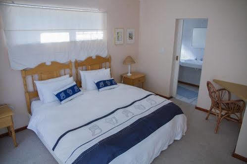 Four Pines Lodge Hermanus Exterior photo